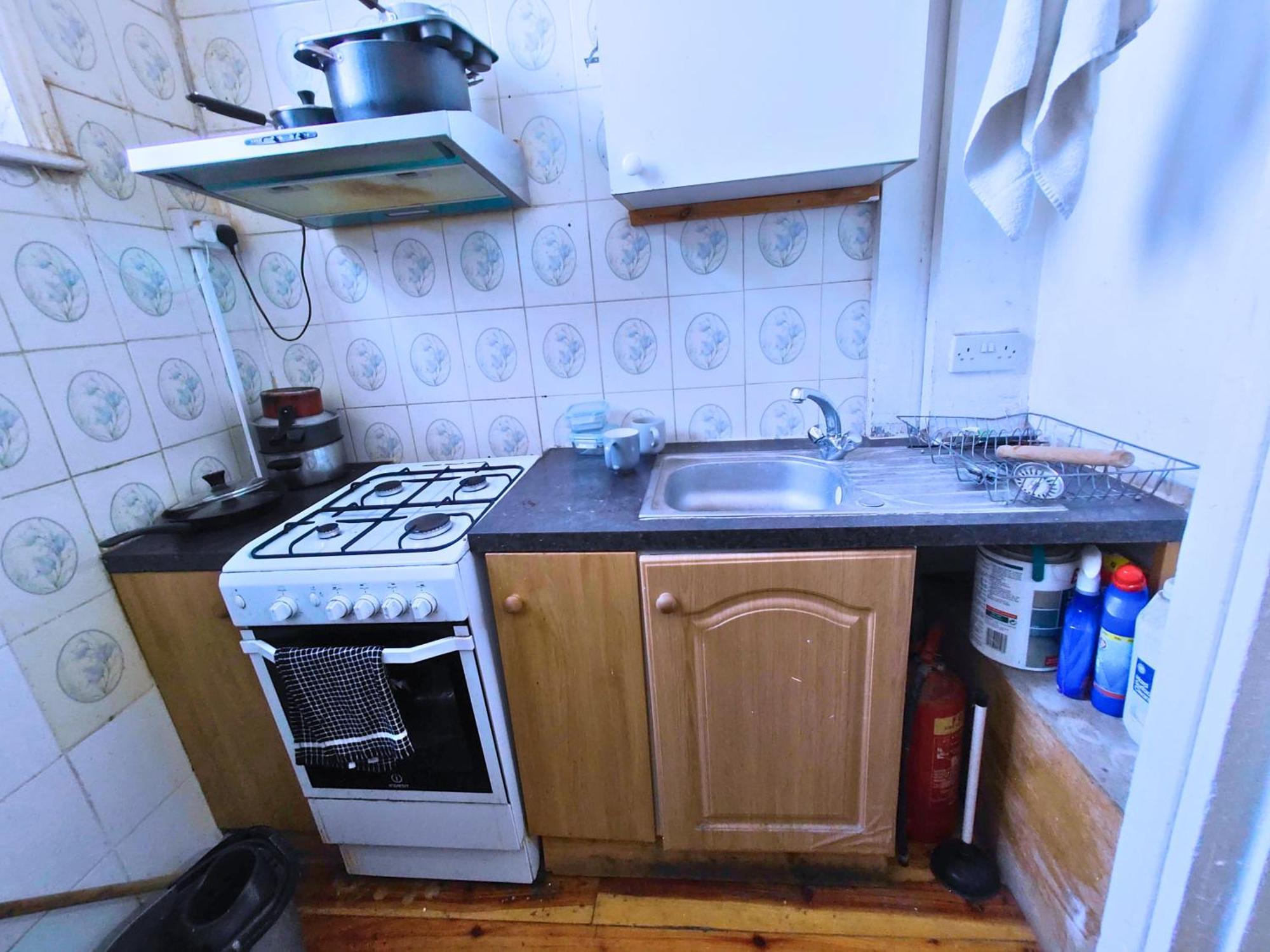 R1 Mezzanine Double Bed Balcony Londres
