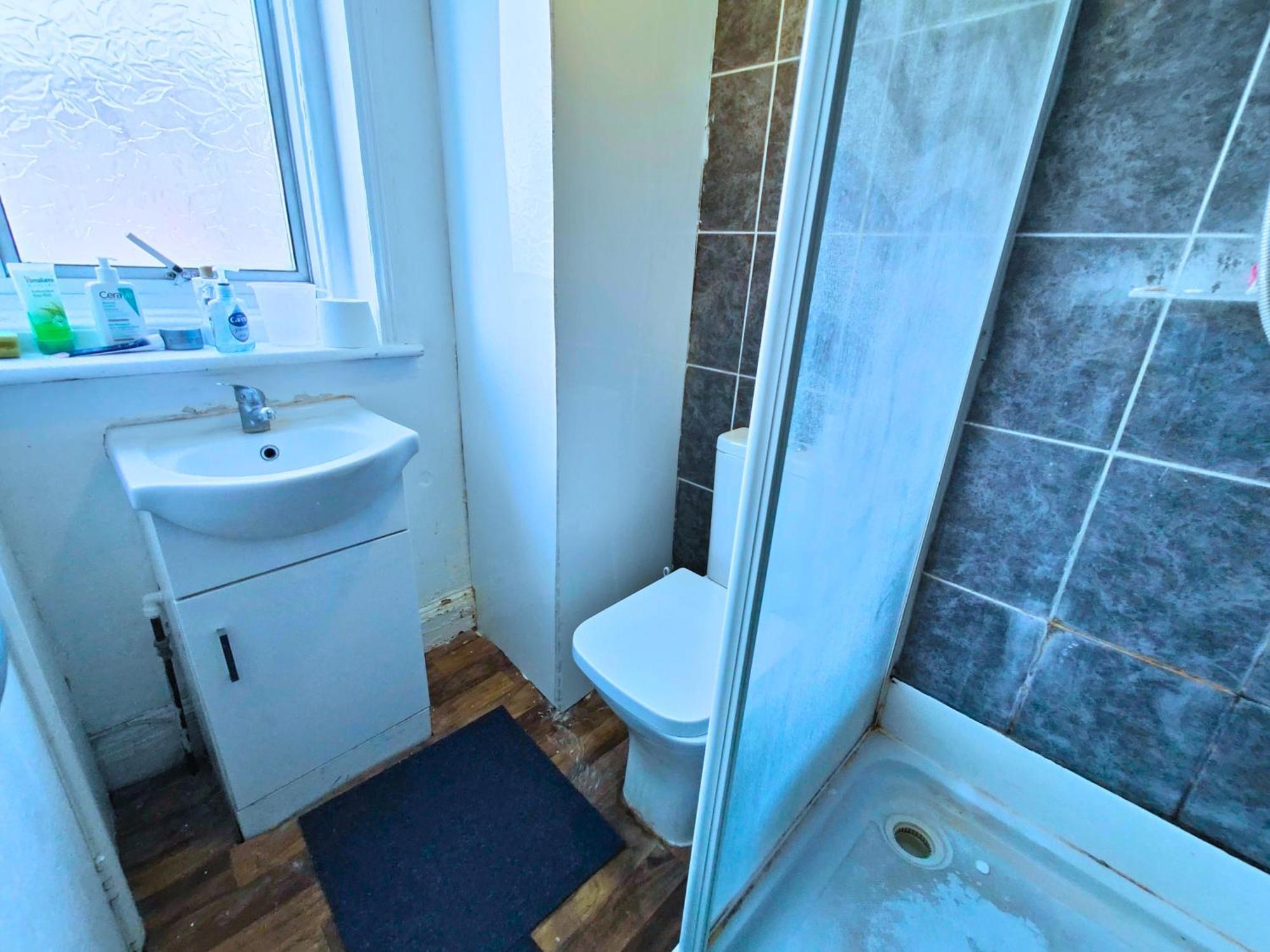 R1 Mezzanine Double Bed Balcony *